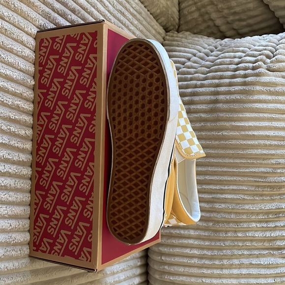 Yellow checkered slip on vans - Picture 6 of 9
